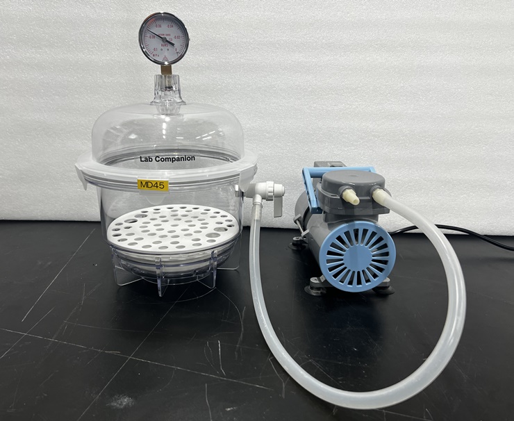 중고 진공 펌프 &amp; 데시게이터 6 L (MD45)