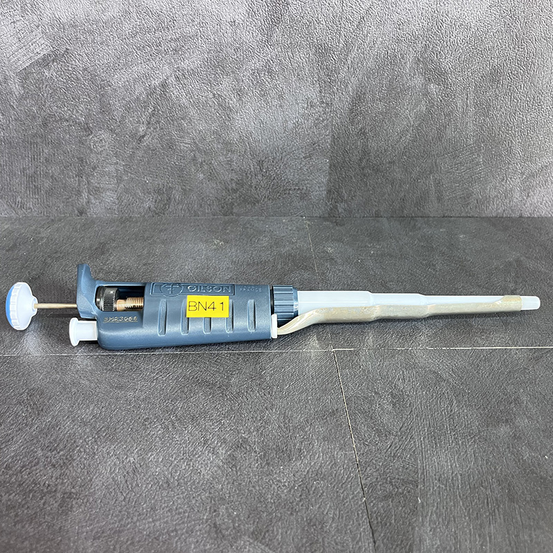 중고 Gilson Pipetman P1000, 1000uL (BN41)
