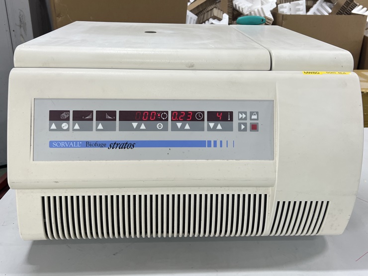 중고 Sorvall Biofuge Stratos 냉장 원심분리기, 180ml X 4 (MW80)
