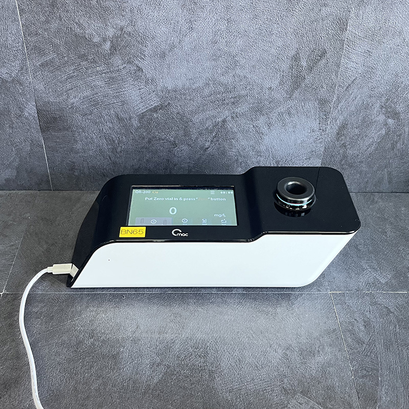 중고 C-MAC QR-200 초경량 휴대용 분광광도계 (BN65)