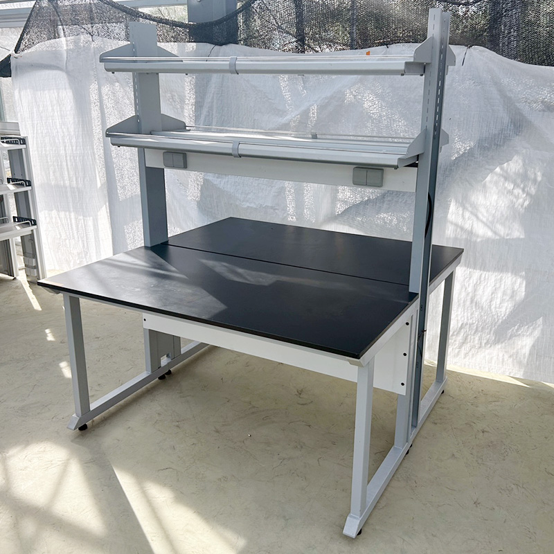 중고 선반형 콘센트 철재 중앙 실험대 w1500 (BG41)