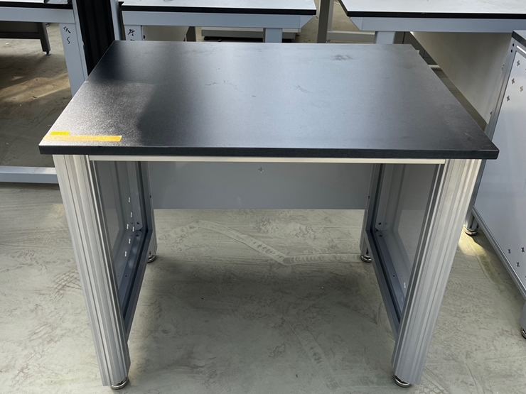 중고 알루미늄 벽면 실험대 850  (BS23)