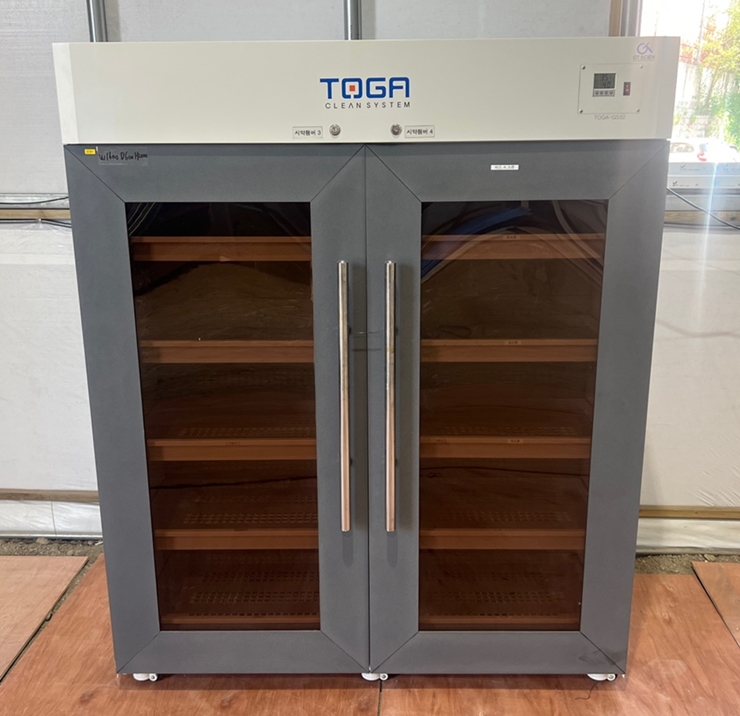 중고 Toga Clean System 배기형 시약장 양문형  (ZC91)