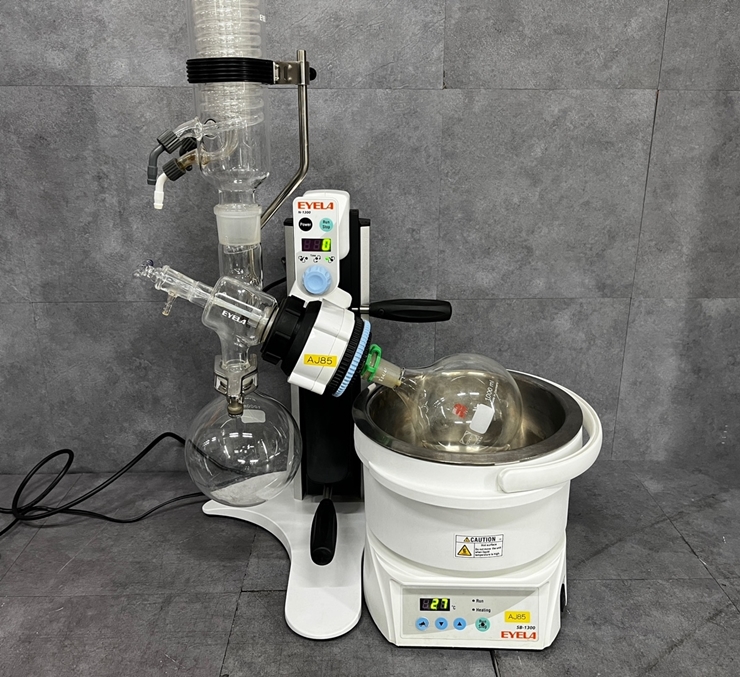 중고 Eyela Rotary Evaporator N-1300 (AJ85)