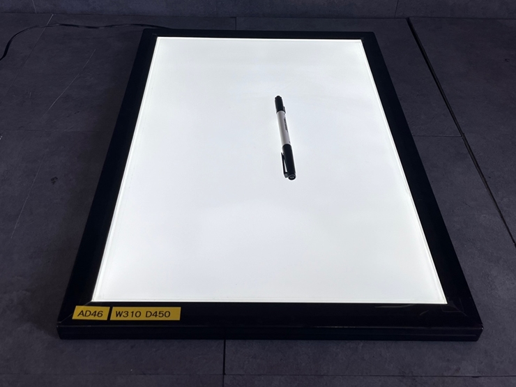 중고 중형 LED 슬림 라이트박스 아트라이트 메탈500 라이트보드 MLT-500 (AD46)
