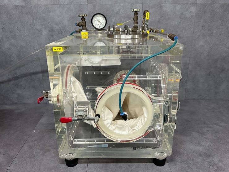 중고 Three-Shine Glove Box 고진공 글로브 박스 (AB38)