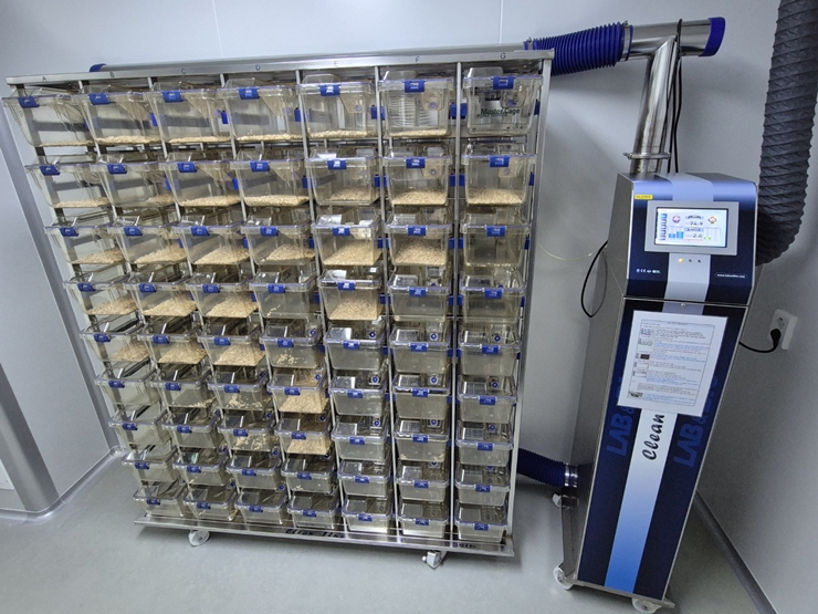 중고 동물실험 Mouse IVC Rack + ACU (MJ284)