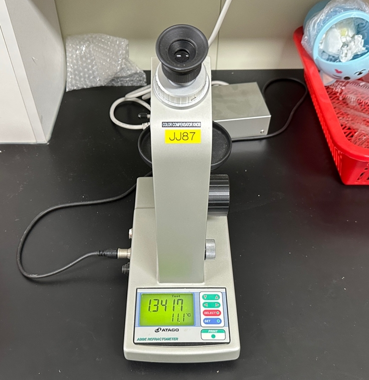 중고 ATAGO DR-A1 디지털 ABBE 굴절계 (JJ87)