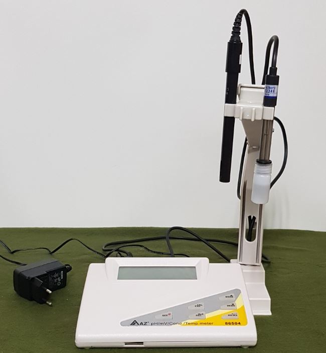 중고 탁상용 멀티 수질측정기 PH meter (pH/ORP/Cond./Temp.)