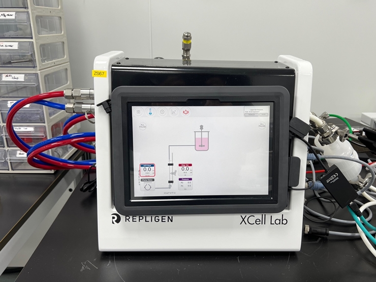 중고 Repligen Xcell Lab Controller System (ZS67)