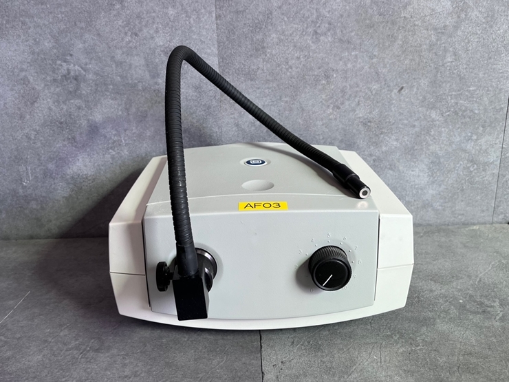 중고 Euromex 다기능 150와트 냉광원 LE.5211-230 (AF03)