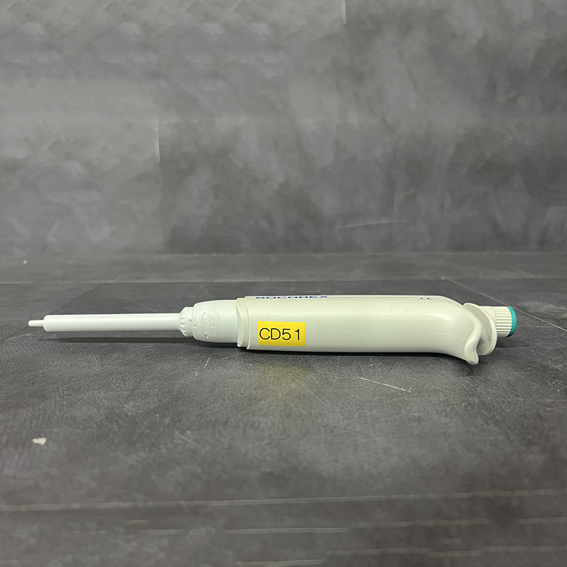 중고 Socorex 마이크로 피펫 아큐라 825, 0.1-2uL (CD51)