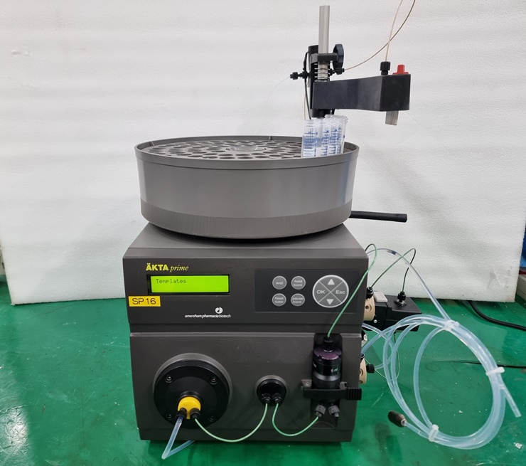 중고 Amersham Pharmacia Biotech AKTA Prime FPLC System (SP16)