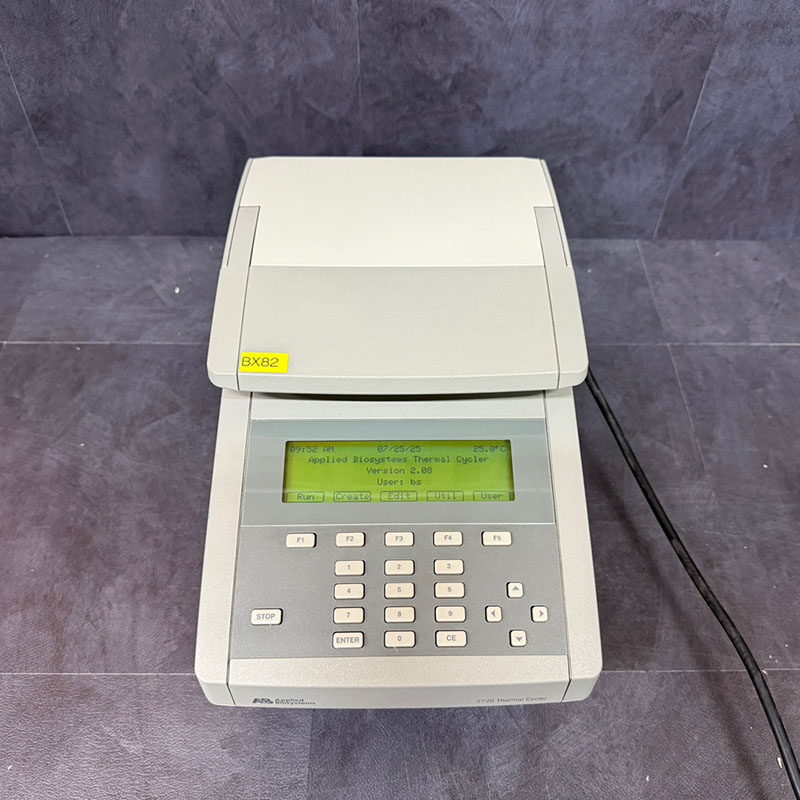중고 Applied Biosystems 2720 Thermal Cycler (BX82)
