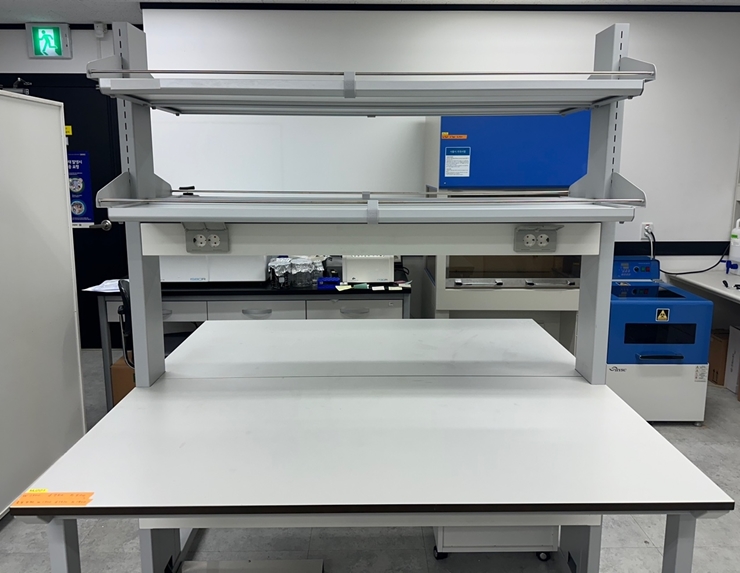 중고 선반형 철재 중앙실험대 1500 (MJ221)