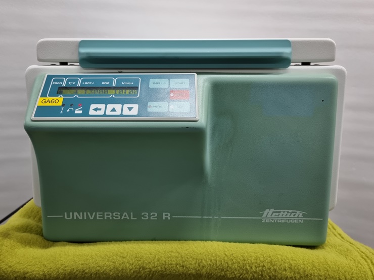 중고 Hettich Universal 32 냉장 원심분리기 1.5ml x 30  (GA60)