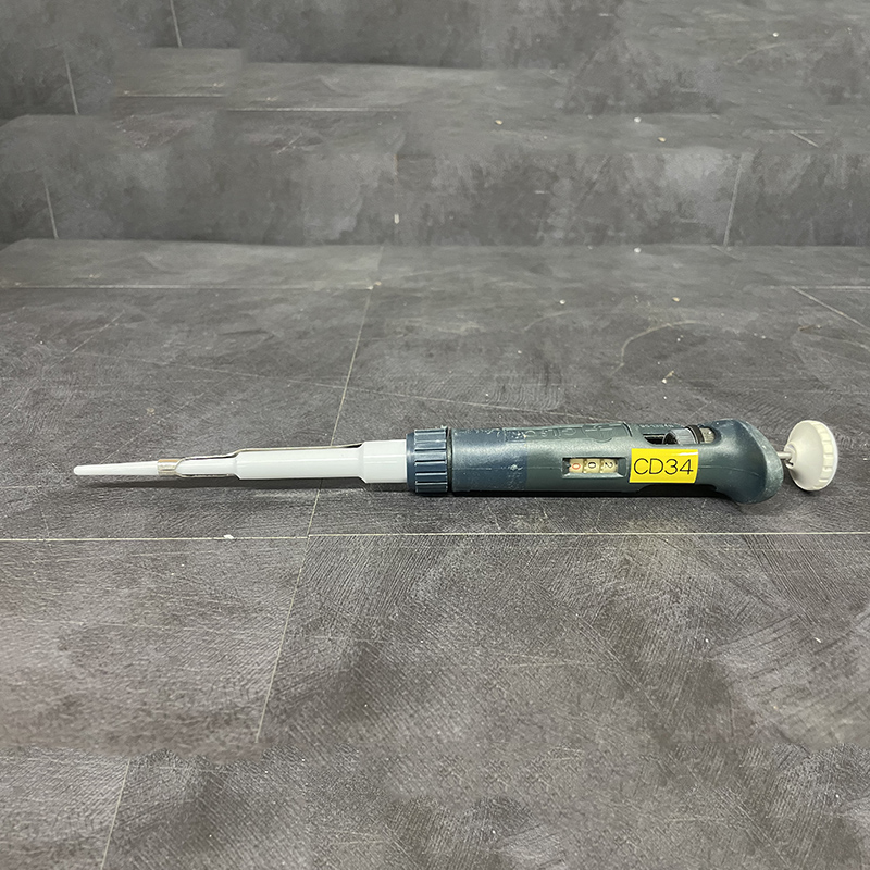 중고 Gilson Pipetman P20, 20uL  (CD34)