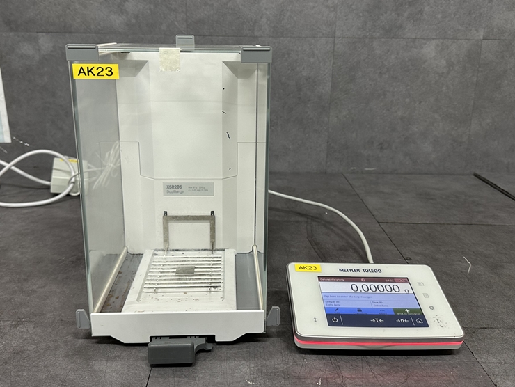 중고 Mettler Toledo XSR205DUV 전자 저울 220g/0.01mg (AK23)