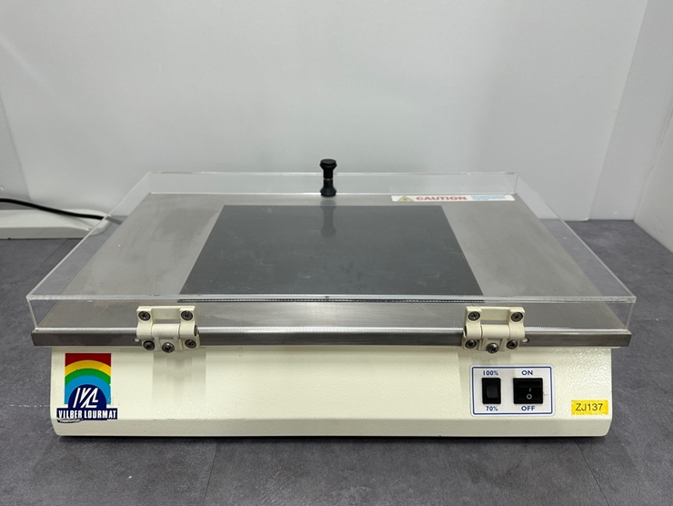 중고 VILBER LOURMAT UV Tables ETX-26.M (ZJ137)