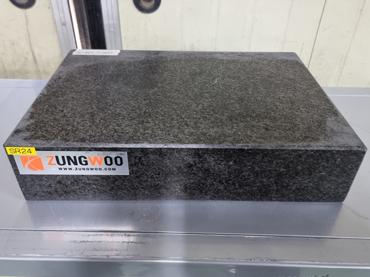 중고 정우 정밀석 정반 400 X 300 X 100 mm (SR24)