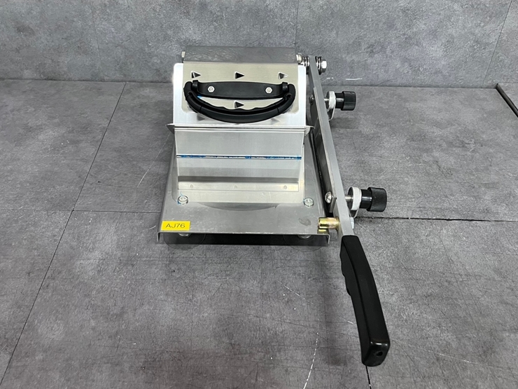 중고 시료 슬라이서 기계 (AJ76)