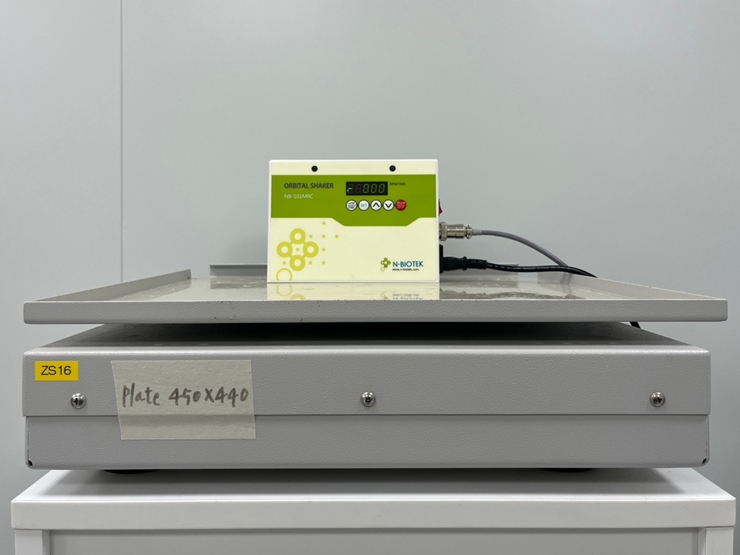 중고 N-Biotek NB-101MRC 원격제어 오비탈 쉐이커 (ZS16)