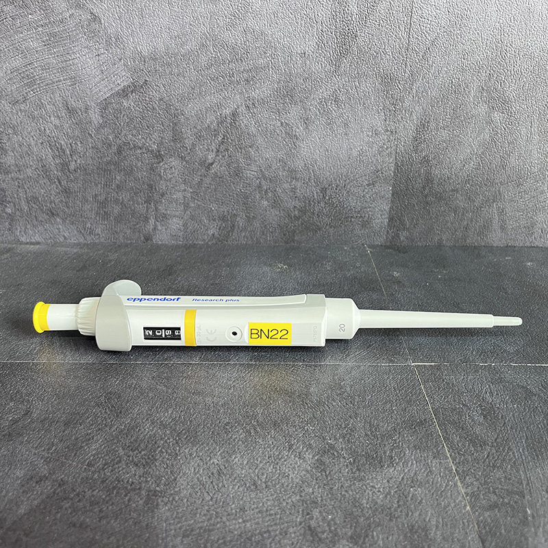중고 Eppendorf Research plus 20 (BN23)