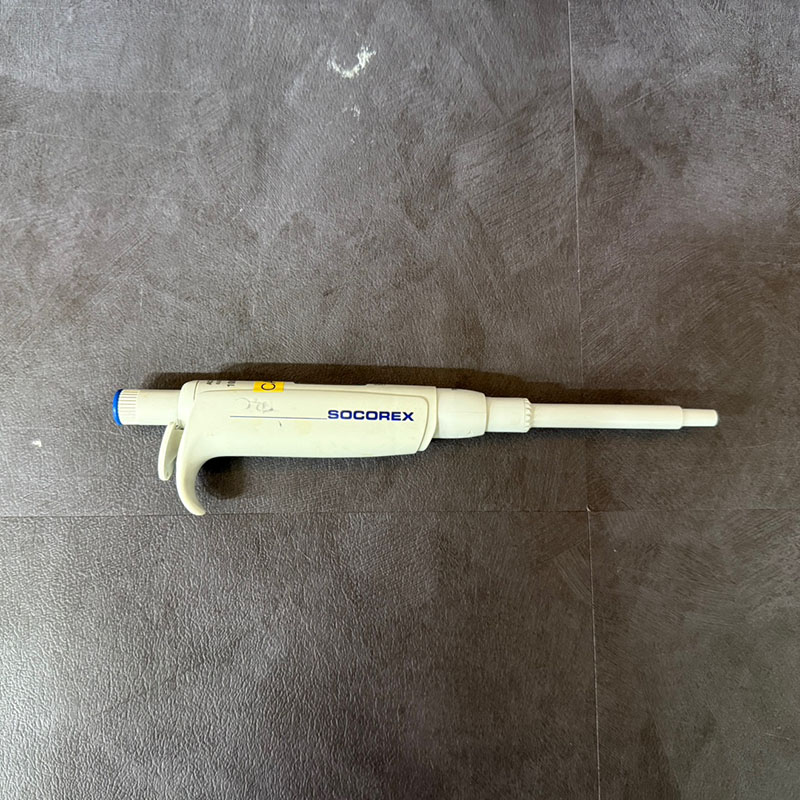 중고 Socorex 마이크로 피펫 아큐라 825, 100-1000uL (CA81)