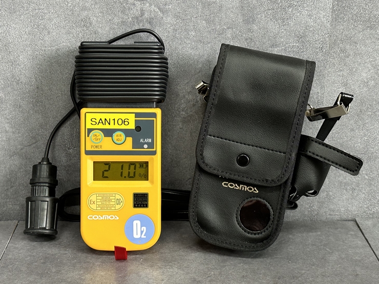 중고 NEW COSMOS 산소농도측정기 XO-326IISA (SAN106)