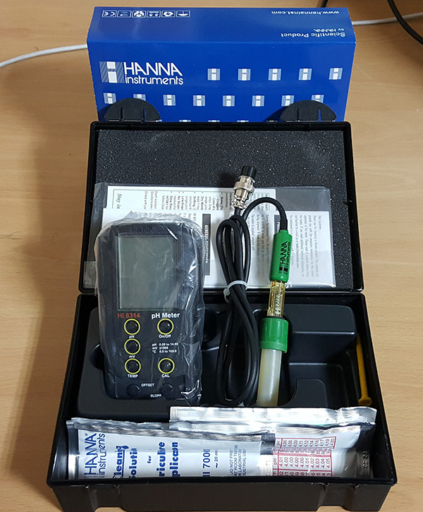 중고 p-H Meter Hanna ph-8314