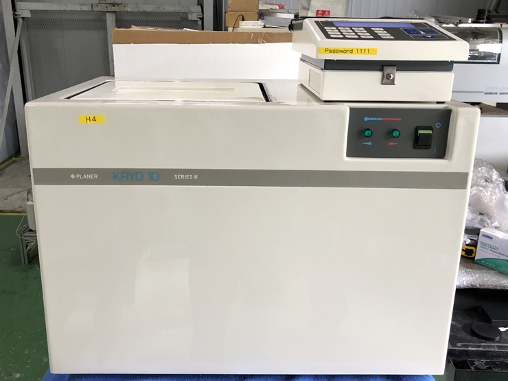 중고 Planer Kryo 10 시리즈 III  극 초저온 냉동고 / -180 도 (H4)