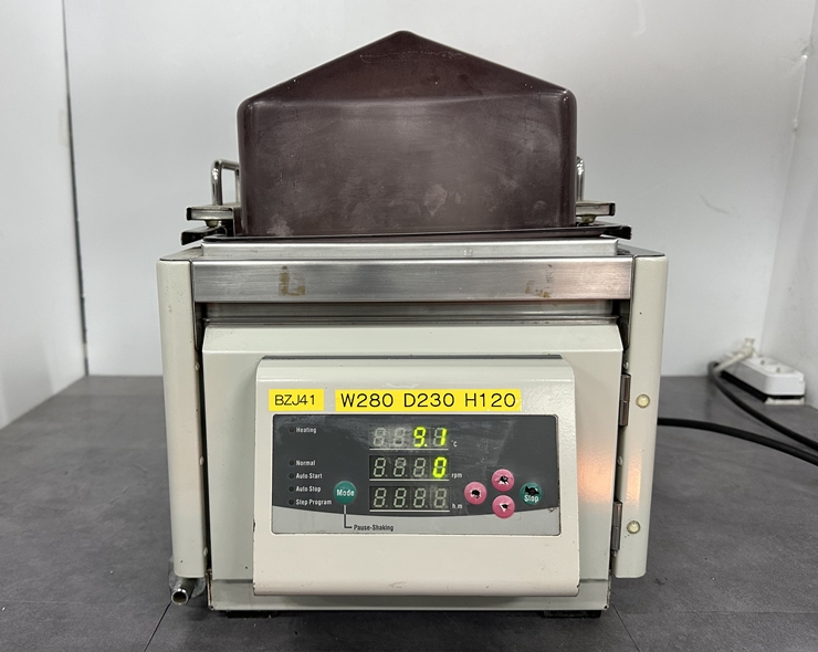 중고 일본 도쿄 Rikakikai NTS-4000B 항온 진동 수조 (BZJ41)