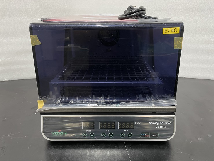 중고 소형진탕배양기 Mini Shaking incubator VS-101Si , 21L (EZ40)