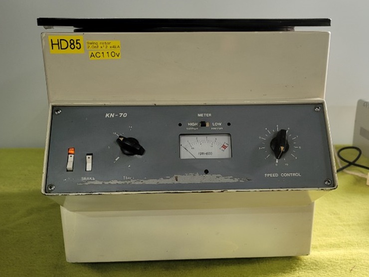 중고 KUBOTA KN-70 원심 분리기 (2.0ml X 12) X 4EA (HD85)