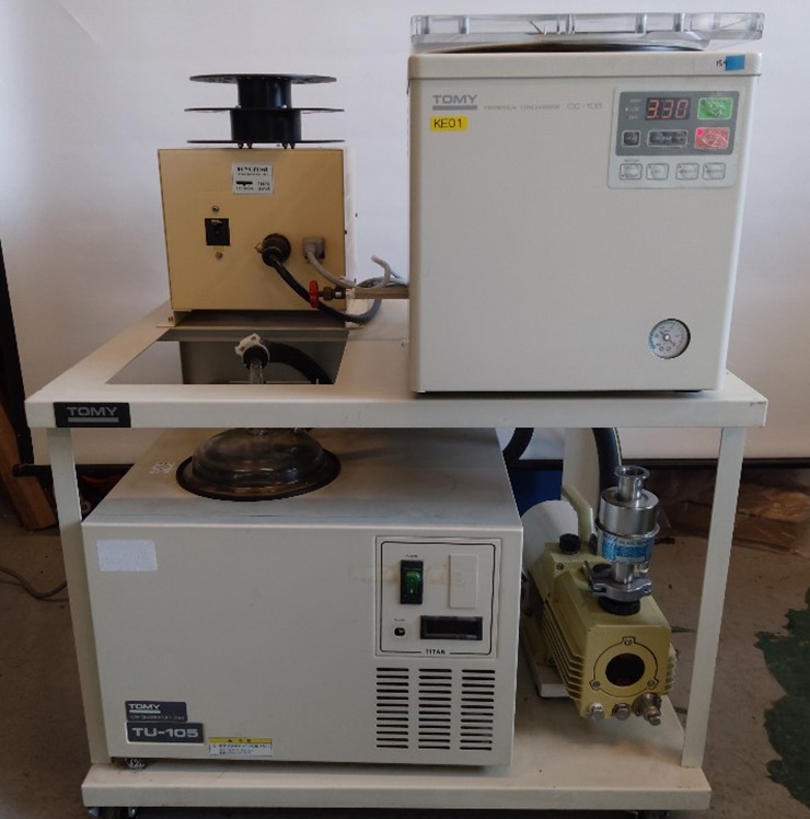 중고 TOMY 원심 농축기 CC-105 (KE01)