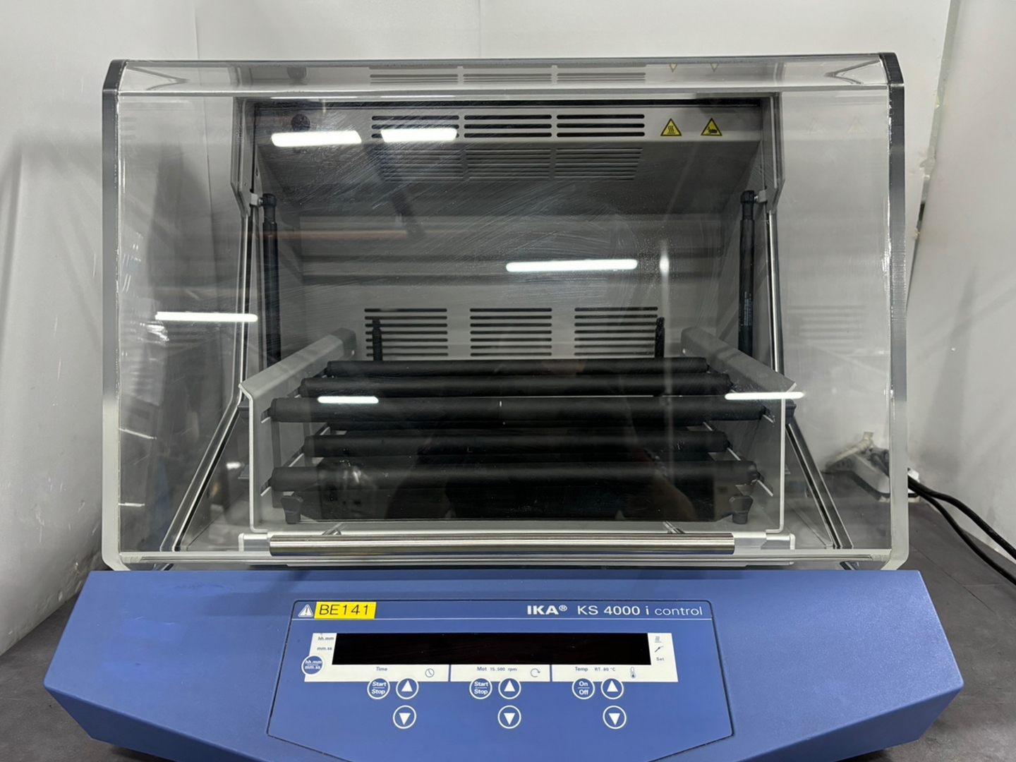 중고 IKA KS 4000 i control 인큐베이터 쉐이커 (BE141)