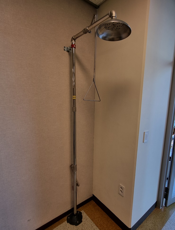 중고 스탠드형 샤워기 (MH37)