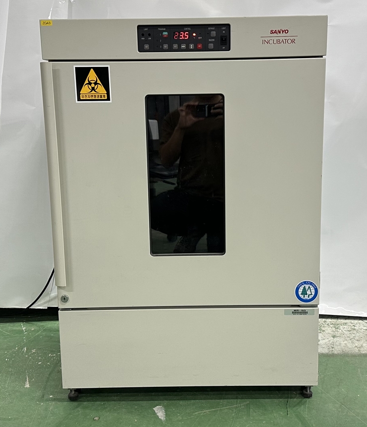 중고 Sanyo incubator MIR-153 126Liter (ZG43)