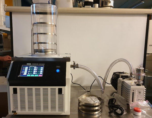 중고 실험실용 동결건조기 BK-10ND 프로그램,가열판 장착형