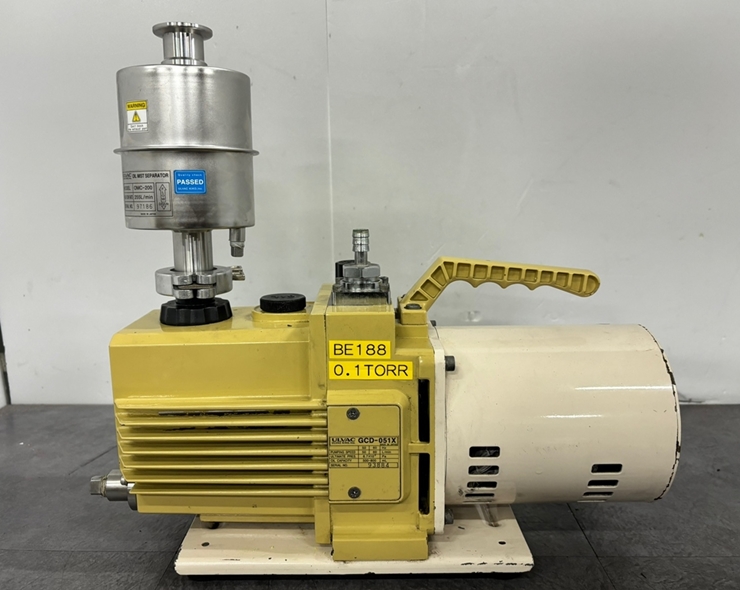 중고 ULVAC GCD-051X 진공 펌프 (BE188)