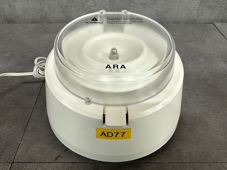중고 ARA mini 6 Mini Centrifuge 미니 원심분리기, 1.5/2.0ml X 6EA (AD77)