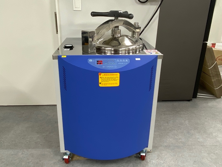 중고 VISION BIONEX 고압멸균기 80리터 (MG17)