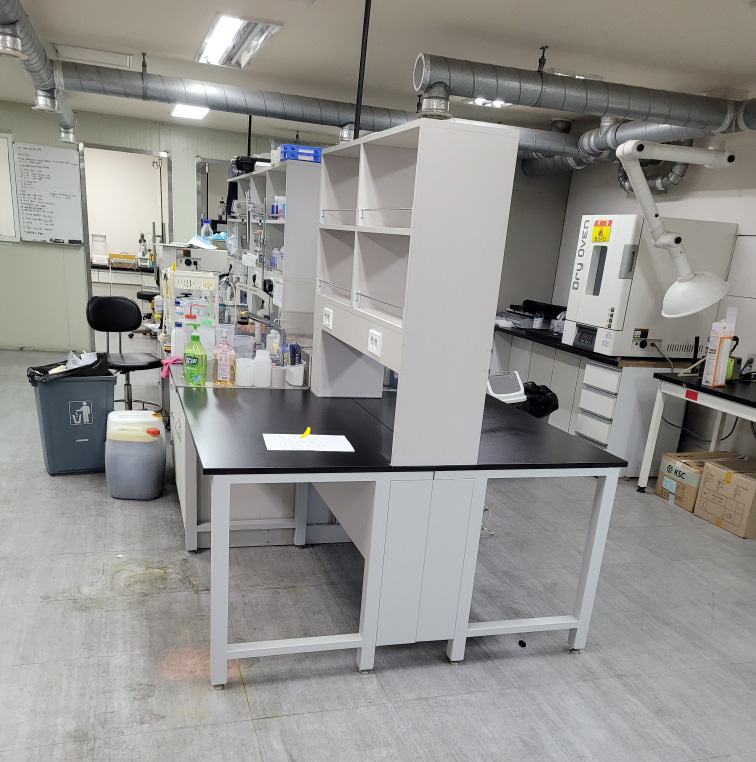 오스템파마 중앙실험대 설치 상세