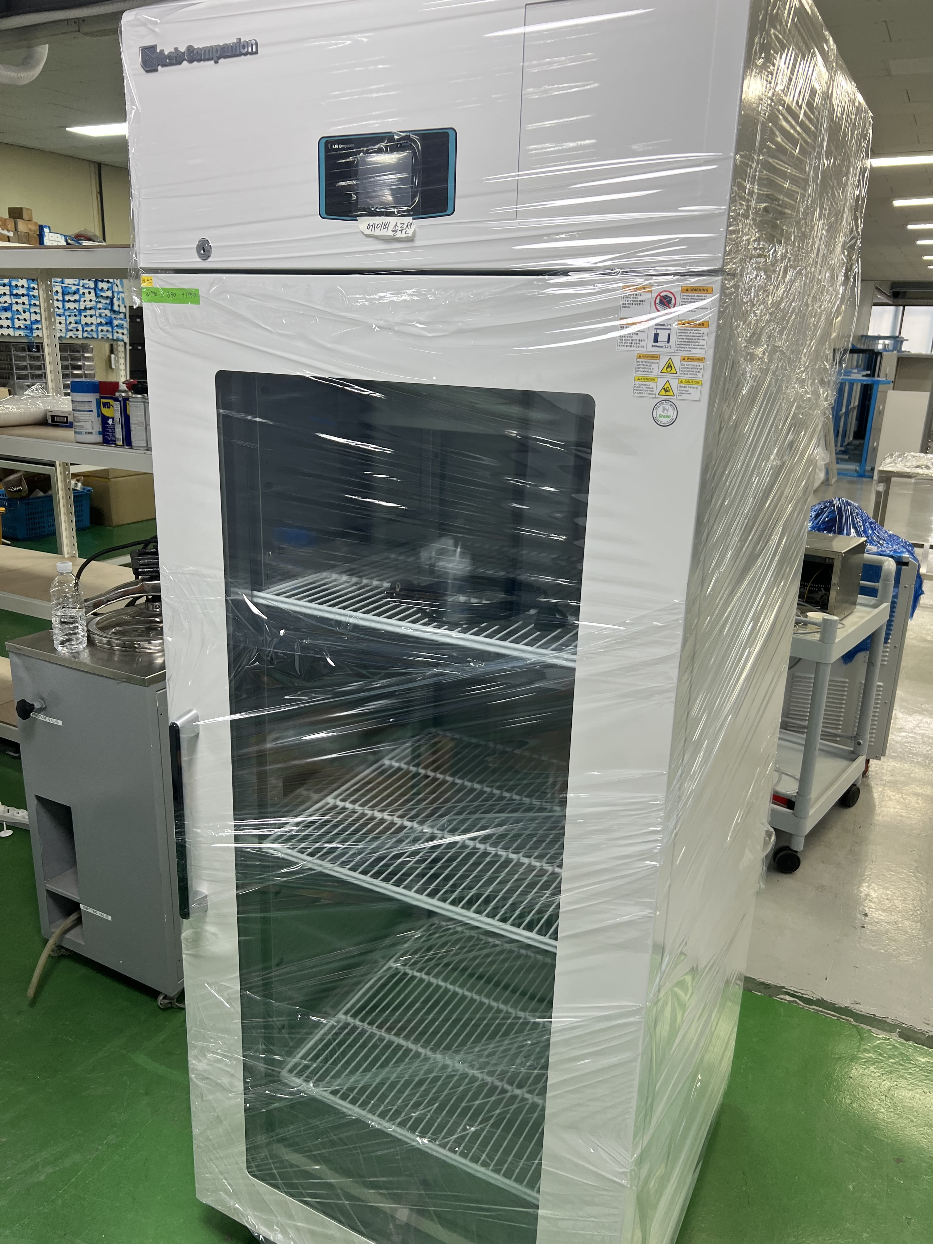 화성 연구소 냉장 시약장 납품 사진