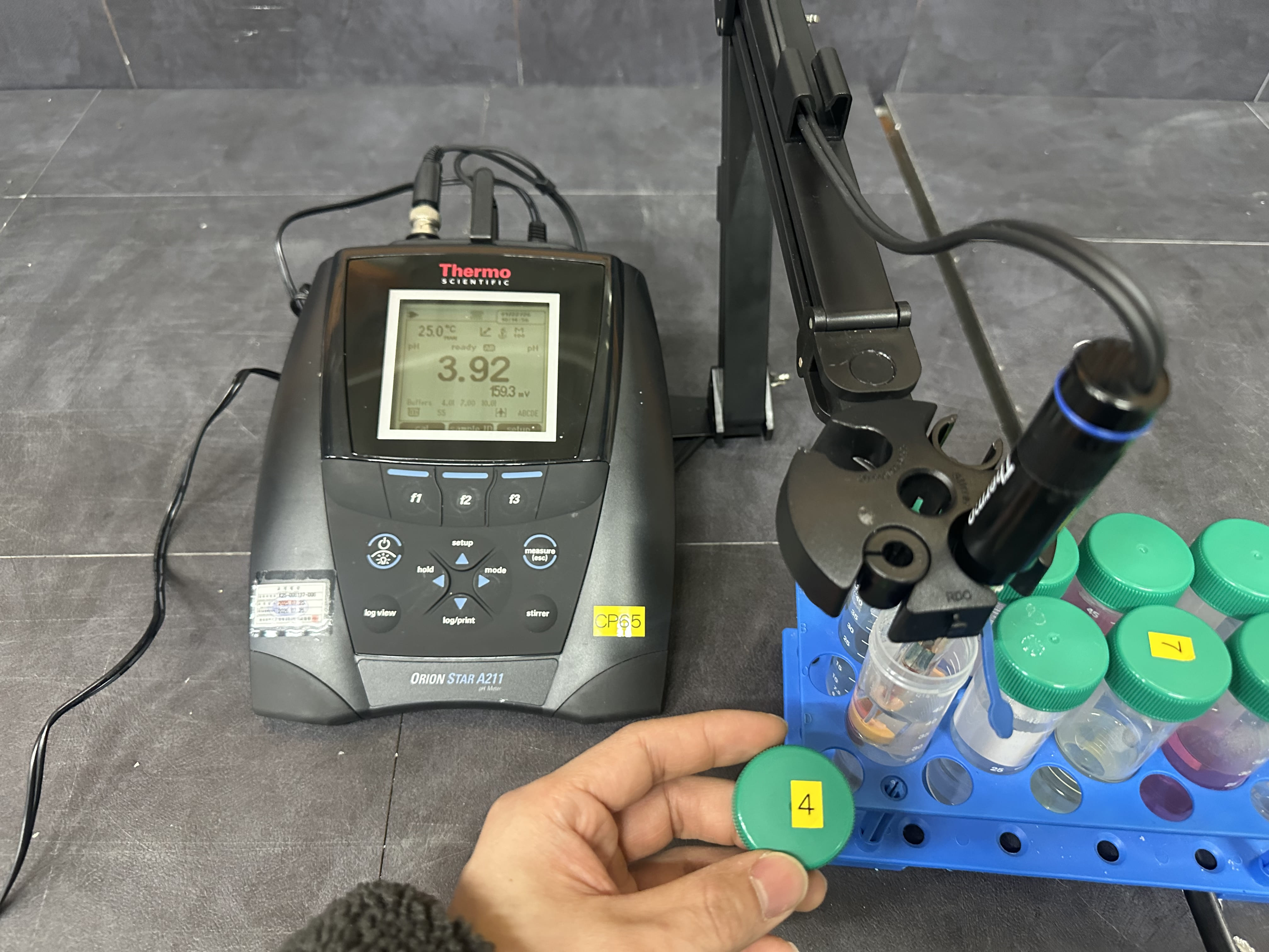 연구실 pH 미터 납품 사진