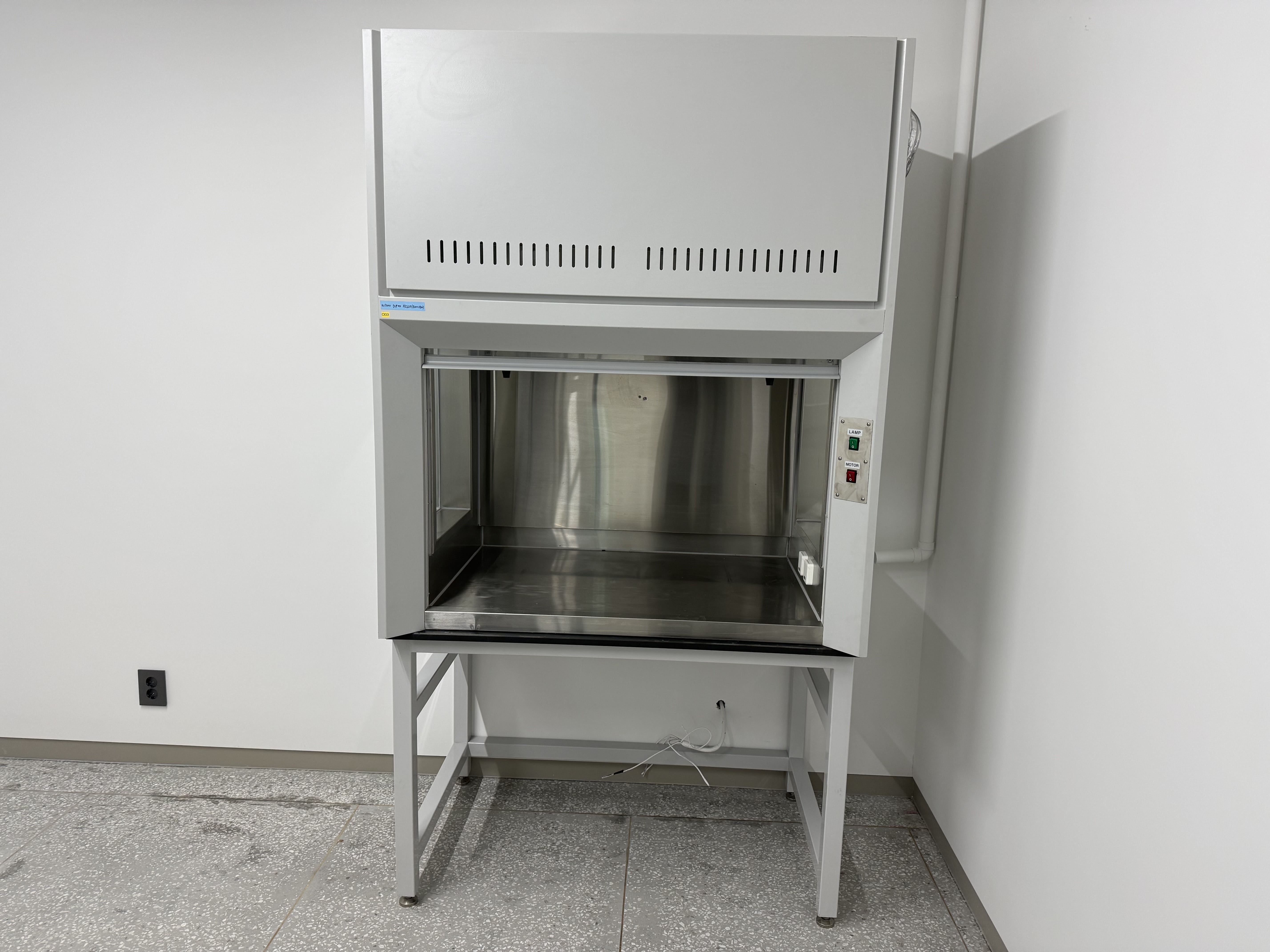 실험실 설치 완료 사진