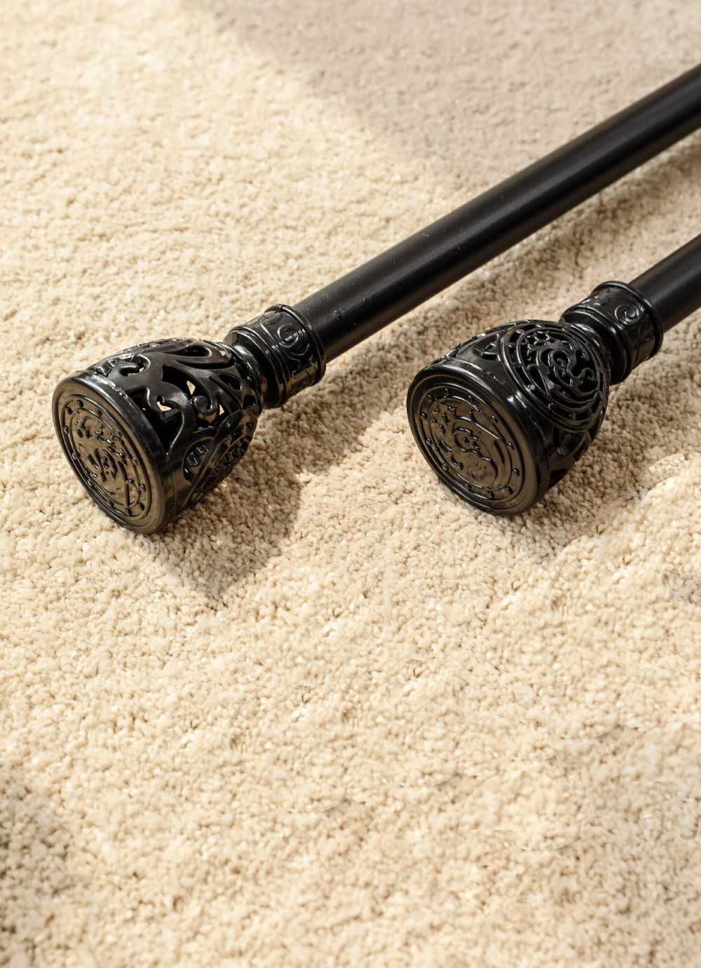 Swikeu black Curtain Rod
