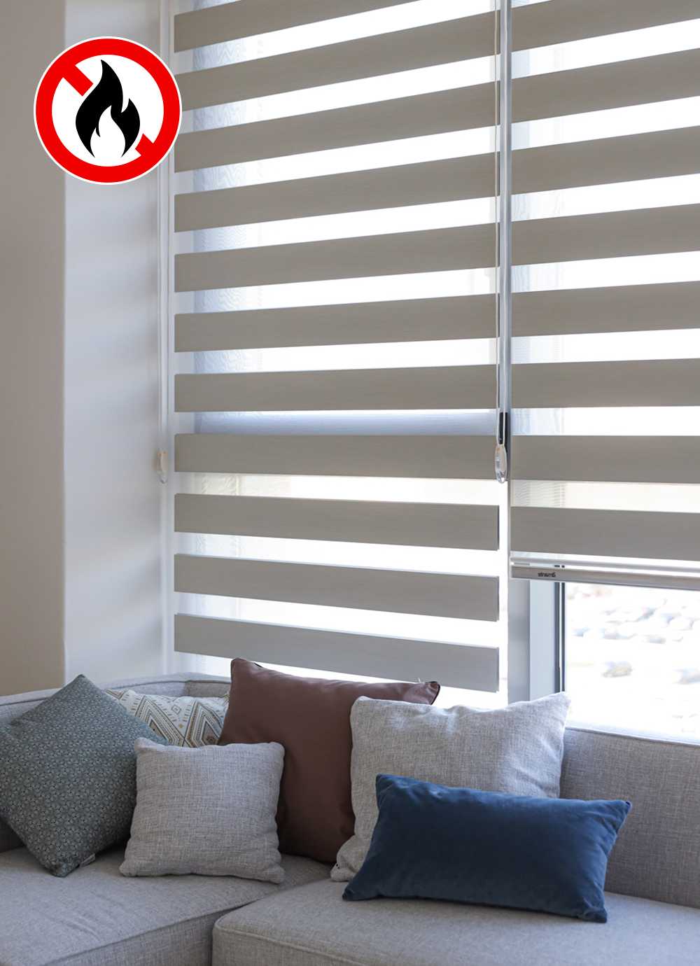 Peulruto Blackout Combi Flame-retardant Blind
