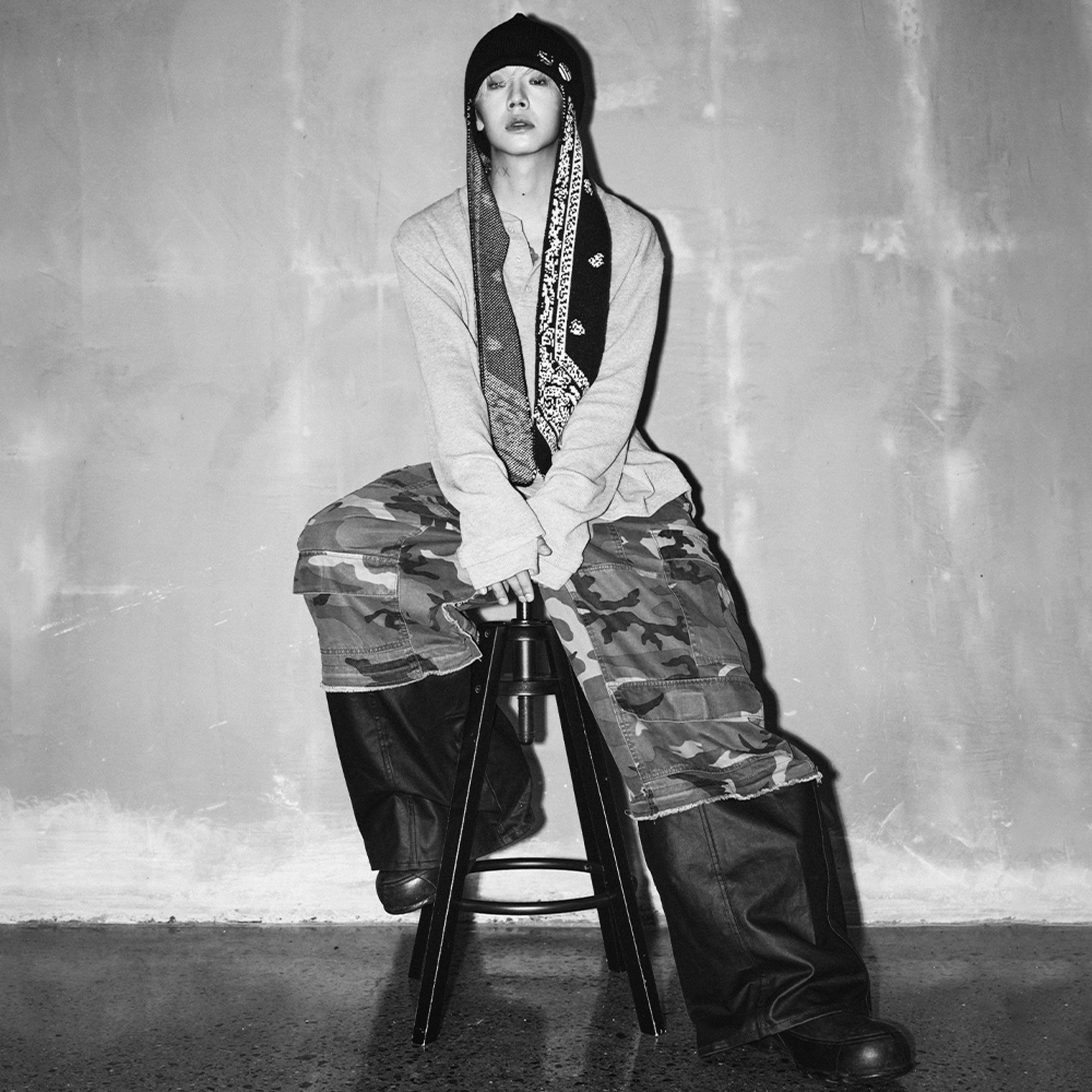 FR CAMO ZIP HOODIE KHAKI - SCHISM INDUCING