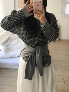 데빌 루즈핏 데일리 체크 남방 셔츠 - 여리여리한 루즈핏의 잔체크 패턴 셔츠 제품 이미지